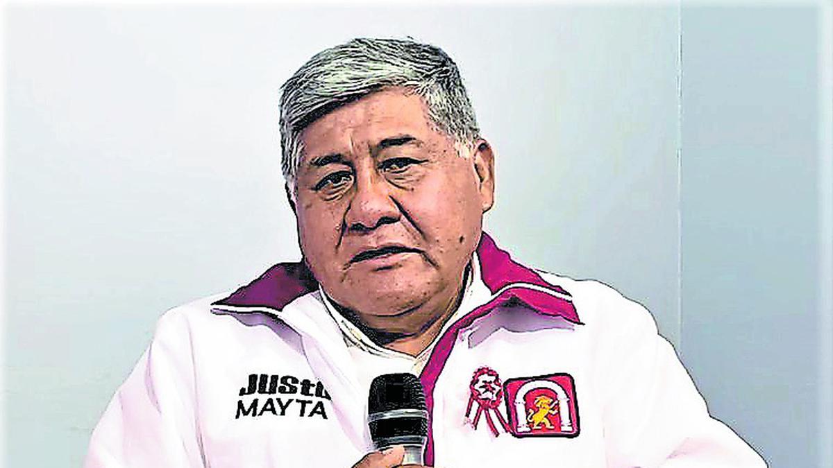 mayta renuncia