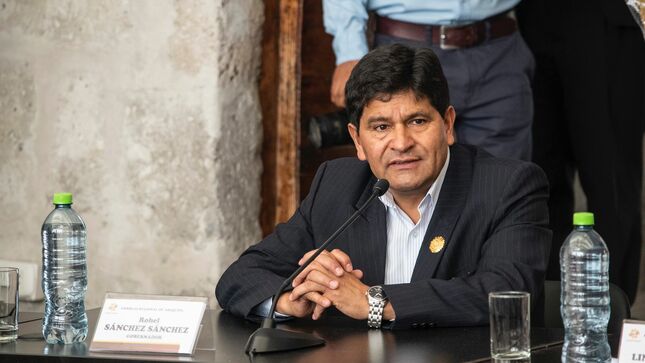 sanchez-ante-consejo-5.jpg