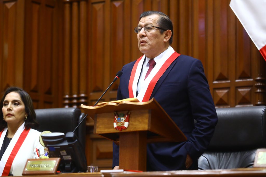 salhuana preside