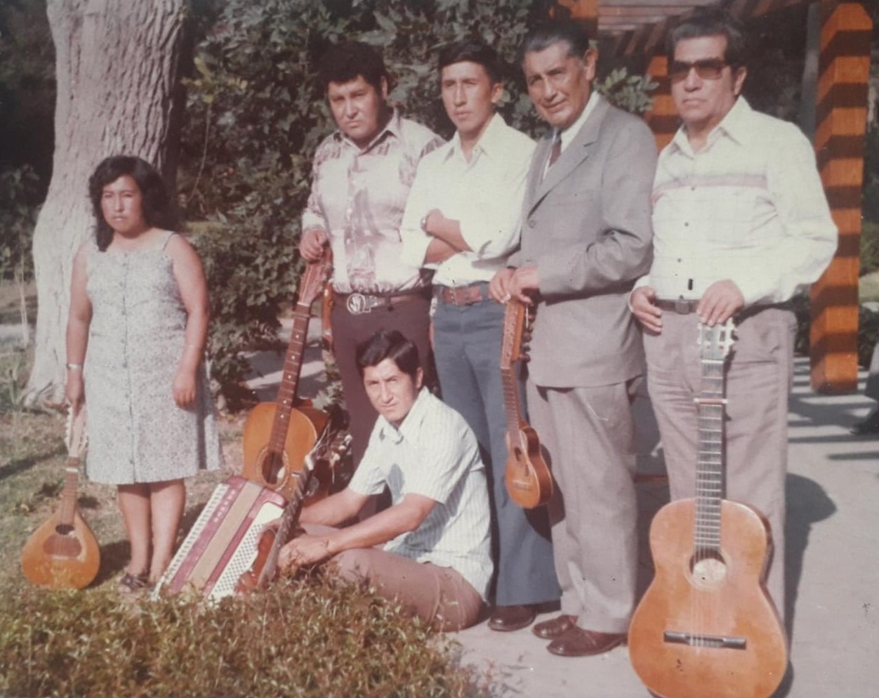 En 1969 Fermín Aguilar Carpio fundó la Estudiantina Huancané “Alma Aymara”.