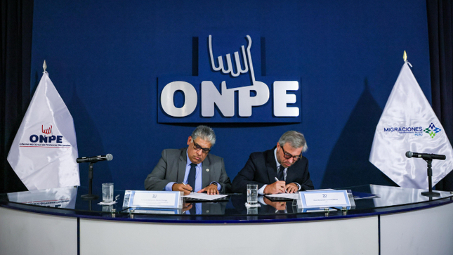 standard_1173783-onpe-y-migraciones-firman-convenio