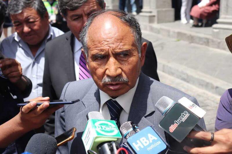 Angel-Linares-alcalde-interino-de-Arequipa