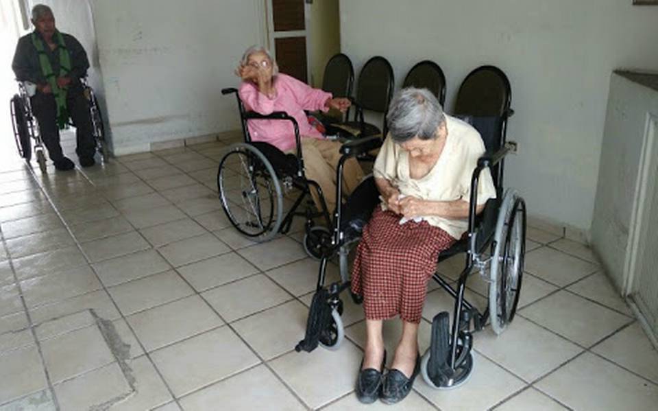 ancianos-abandonados