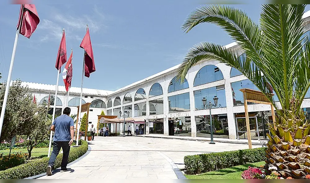 6029676521a944171911fd5c