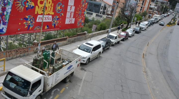 b_44047_analistas-alertan-que-la-falta-de-combustible-deteriorara-la-produccion-provocara-desabastecimiento-y-generara-inflacion-1