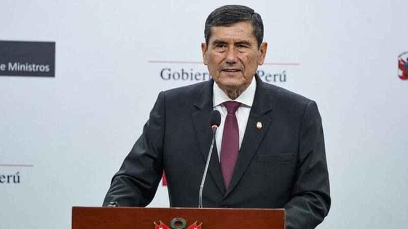 luis_arroyo_sanchez_asume_la_pcm_y_promete_un_gabinete_solido_y_comprometido_con_el_pais._foto_pcm._2 (2)