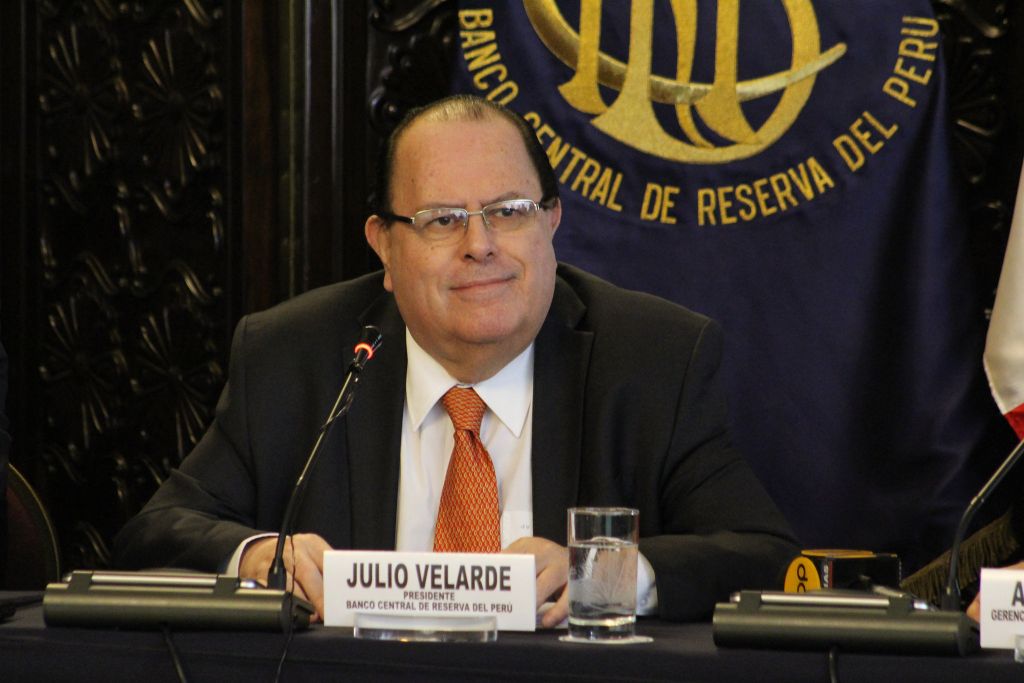 JULIO-VELARDE_PRESIDENTE-BCR-1024x683