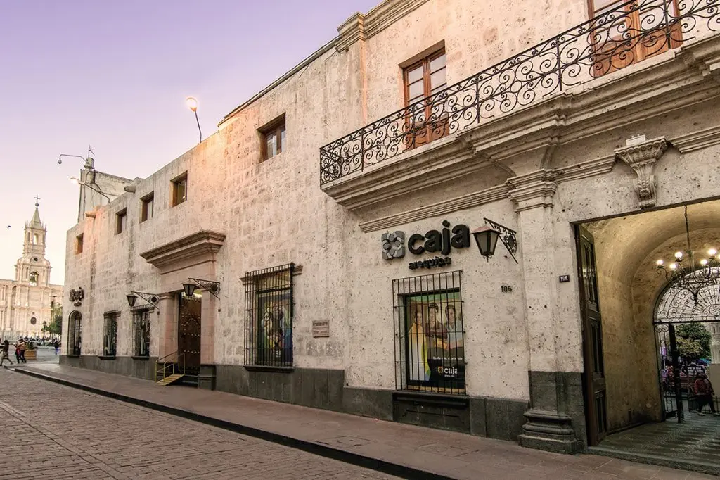 Agencia-la-merced-1024x682
