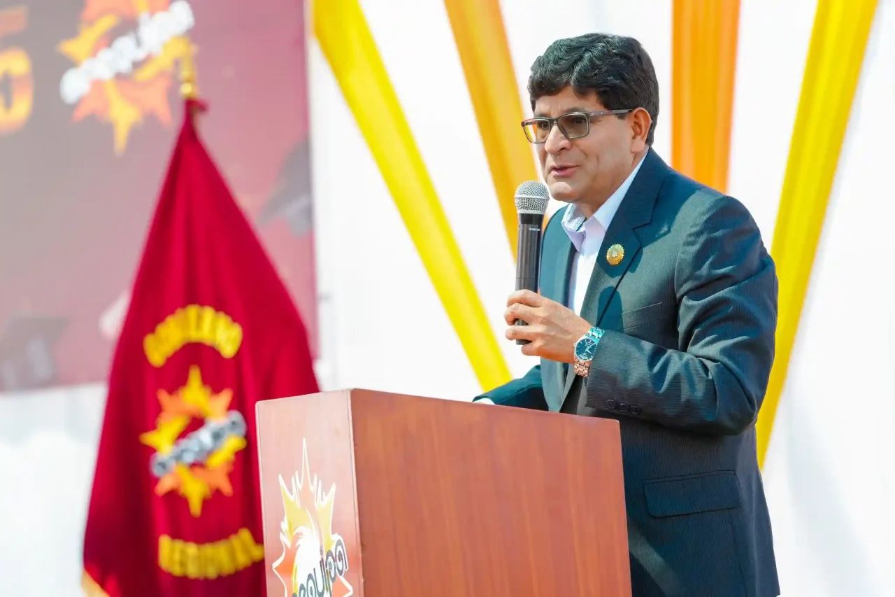 Rohel-Sanchez-Gobernador-de-Arequipa-1280x853