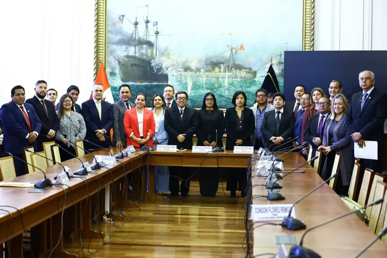 actualidad-catherin-palomino-presidira-comision-justicia-n494318-1600x1066-1075254
